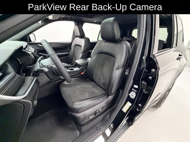 2025 Jeep Grand Cherokee Altitude X 4x4