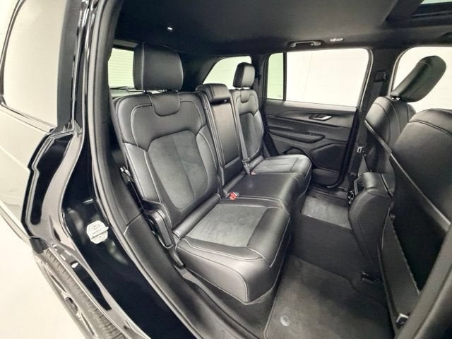 2025 Jeep Grand Cherokee Altitude X 4x4
