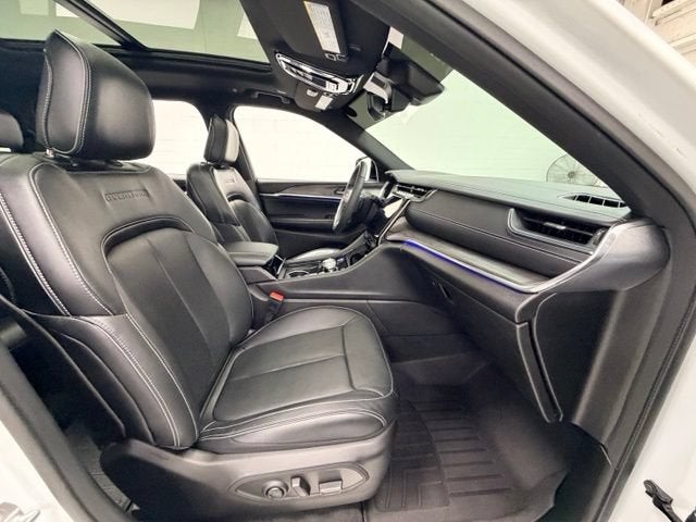 2023 Jeep Grand Cherokee L Overland 4x4