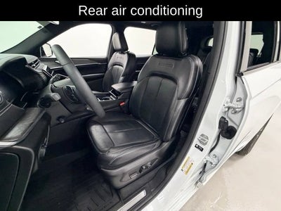 2023 Jeep Grand Cherokee L Overland 4x4