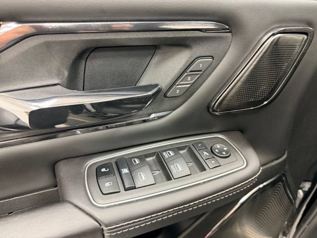 2023 RAM 1500 Limited Crew Cab 4x4 5'7" Box