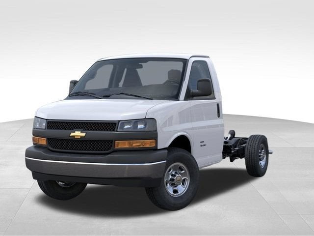 2026 Chevrolet Express Cutaway 3500 1WT