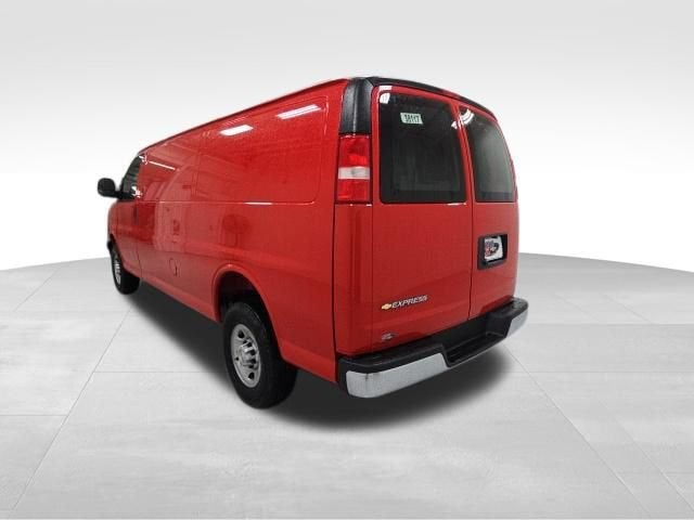 2026 Chevrolet Express Cargo 1WT