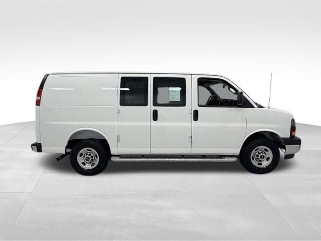 2025 GMC Savana Cargo Work Van