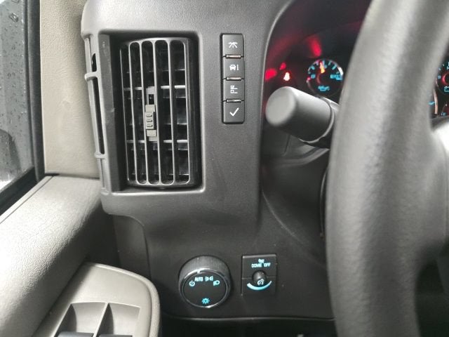 2026 Chevrolet Express Cutaway 3500 1WT