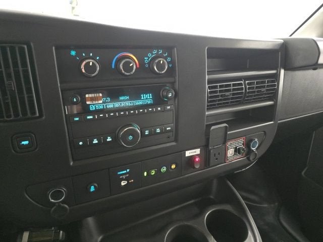 2026 Chevrolet Express Cutaway 3500 1WT