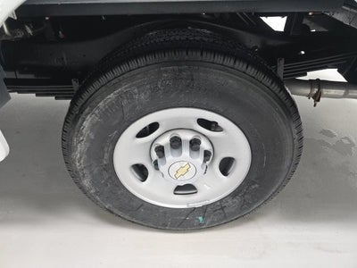 2026 Chevrolet Express Cutaway 3500 1WT
