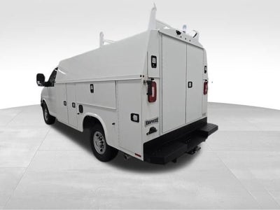 2026 Chevrolet Express Cutaway 3500 1WT