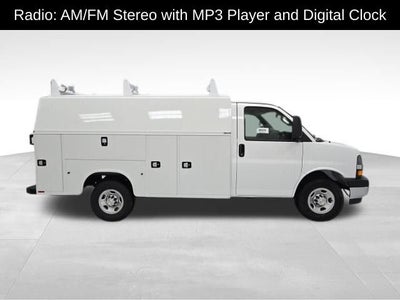 2026 Chevrolet Express Cutaway 3500 1WT