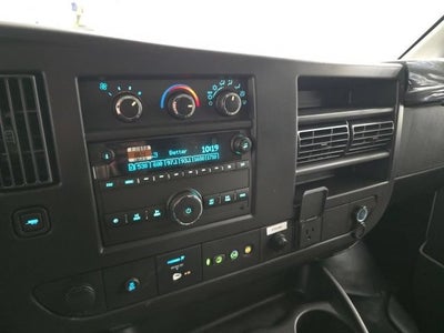 2026 Chevrolet Express Cutaway 3500 1WT