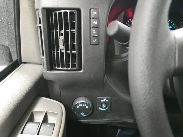 2026 Chevrolet Express Cutaway 3500 1WT