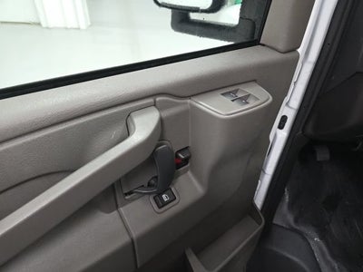 2026 Chevrolet Express Cutaway 3500 1WT