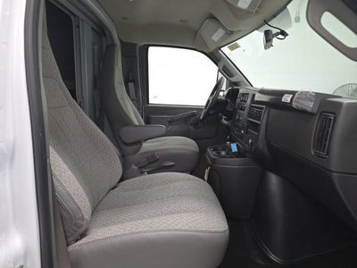 2026 Chevrolet Express Cutaway 3500 1WT