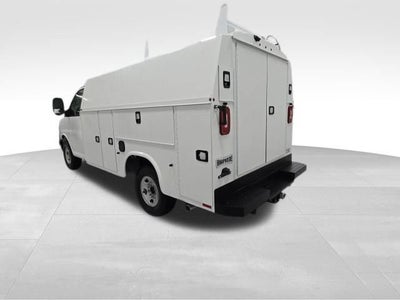 2026 Chevrolet Express Cutaway 3500 1WT