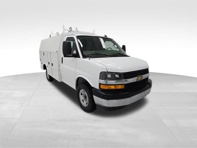 2026 Chevrolet Express Cutaway 3500 1WT