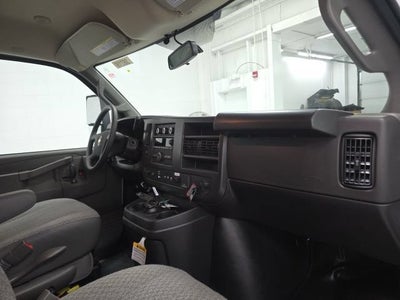2026 Chevrolet Express Cutaway 3500 1WT