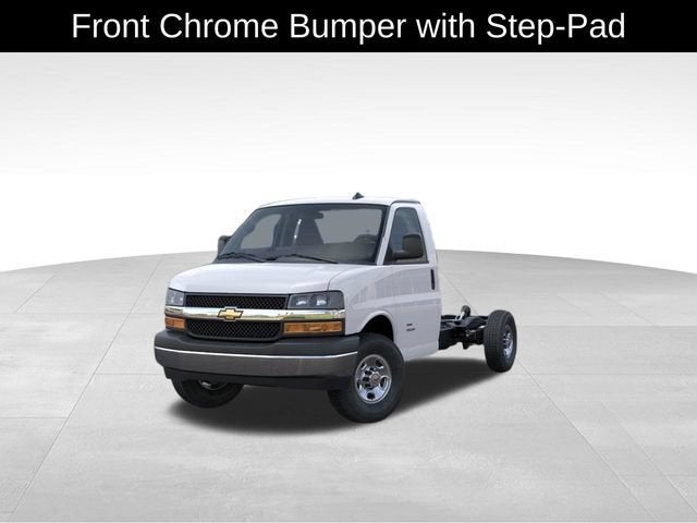 2026 Chevrolet Express Cutaway 3500 1WT