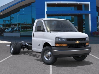 2026 Chevrolet Express Cutaway 3500 1WT