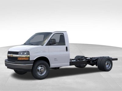 2026 Chevrolet Express Cutaway 3500 1WT