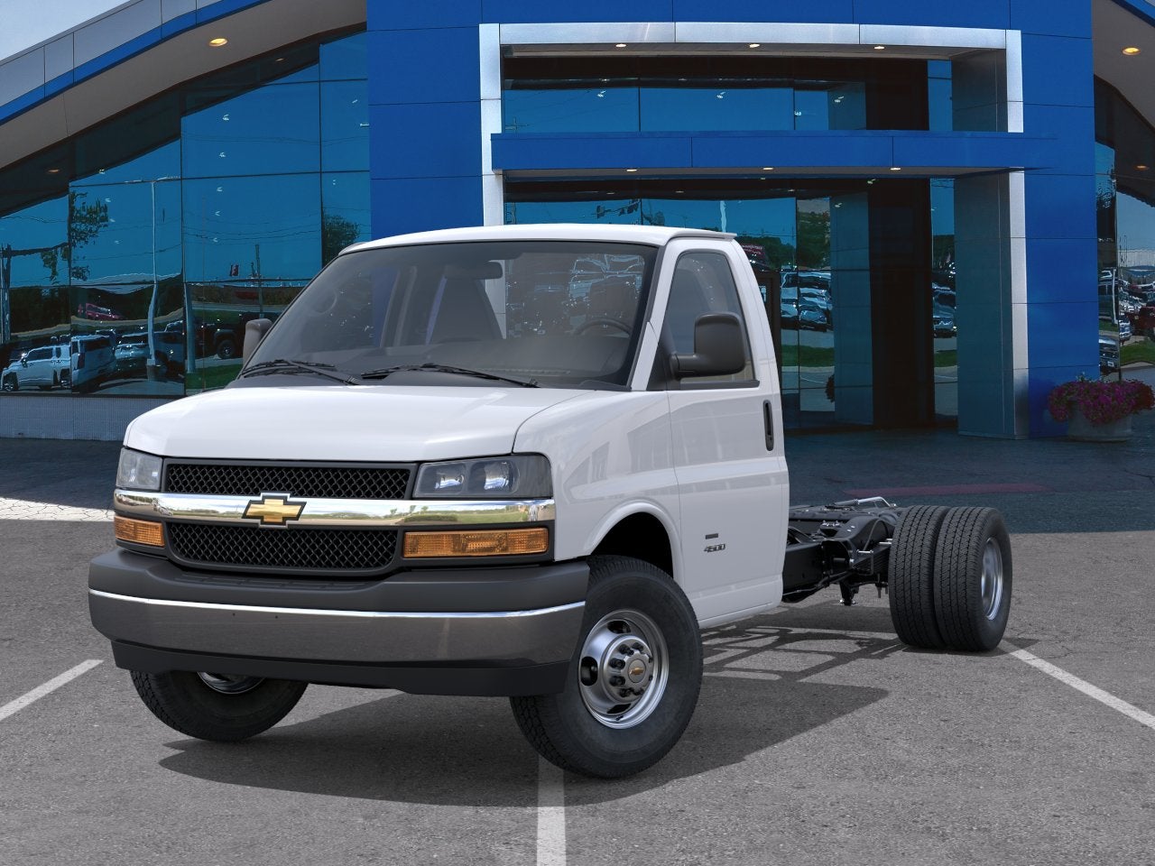 2026 Chevrolet Express Cutaway 3500 1WT