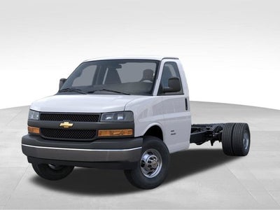 2026 Chevrolet Express Cutaway 3500 1WT