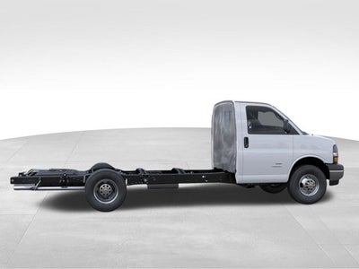 2026 Chevrolet Express Cutaway 4500 2WT