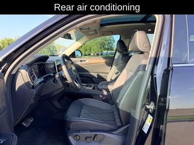 2026 Volkswagen Atlas SEL Premium R-Line