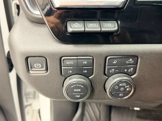 2025 Chevrolet Silverado 3500 HD LTZ