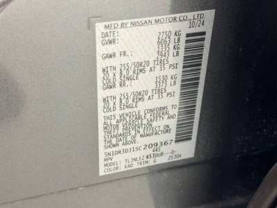 2025 Nissan Pathfinder Platinum 4WD