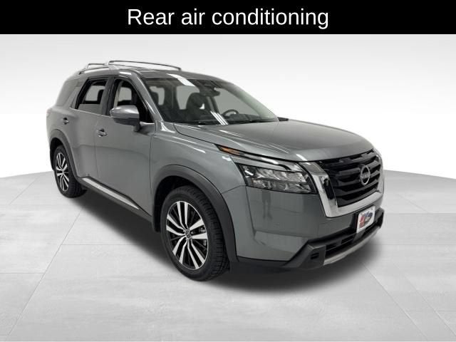 2025 Nissan Pathfinder Platinum 4WD