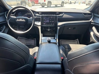 2024 Jeep Grand Cherokee L Altitude 4x4
