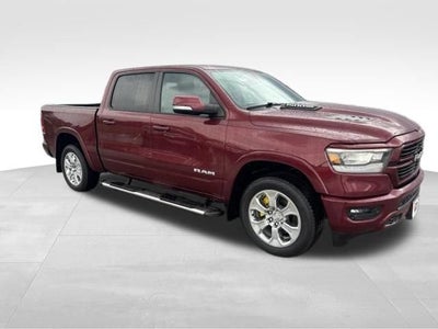 2022 RAM 1500 Laramie Crew Cab 4x4 5'7" Box