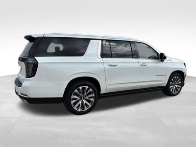 2025 Chevrolet Suburban High Country