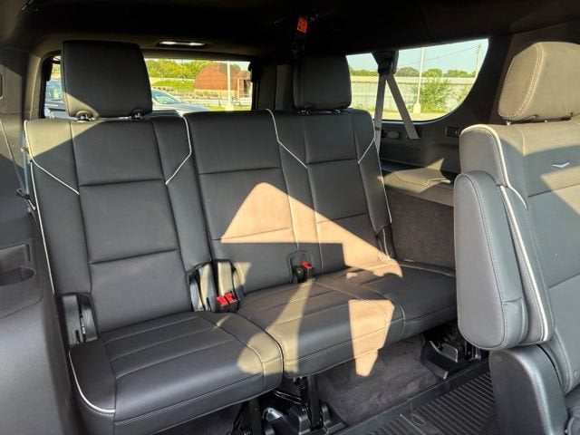 2024 Cadillac Escalade ESV Premium Luxury