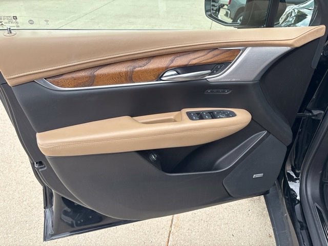2021 Cadillac XT5 AWD Sport