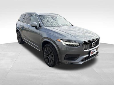 2020 Volvo XC90 T5 Momentum 7 Passenger