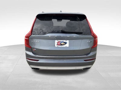 2020 Volvo XC90 T5 Momentum 7 Passenger