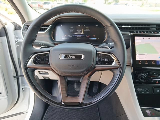 2022 Jeep Grand Cherokee Summit 4x4