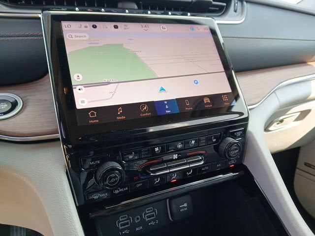 2022 Jeep Grand Cherokee Summit 4x4