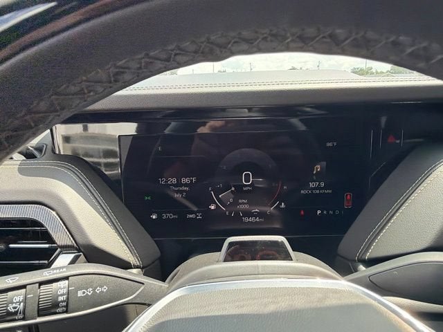 2025 GMC Yukon Elevation