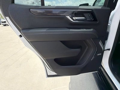 2025 GMC Yukon Elevation