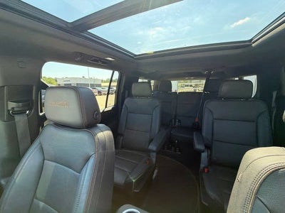 2022 Chevrolet Suburban High Country