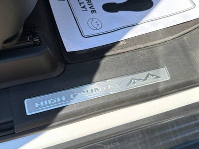 2022 Chevrolet Suburban High Country