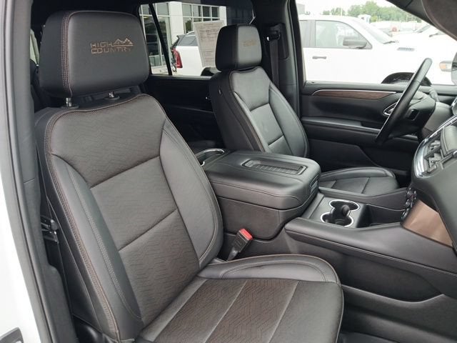 2024 Chevrolet Suburban High Country