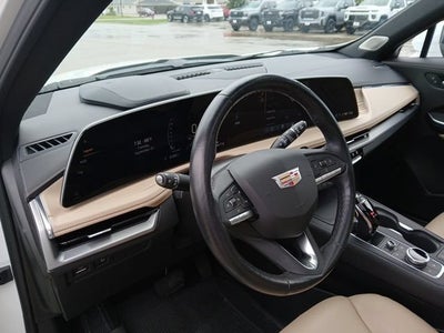 2024 Cadillac XT4 Premium Luxury