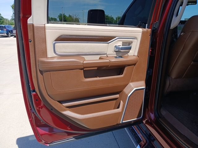 2023 RAM 2500 Laramie Crew Cab 4x4 6'4" Box