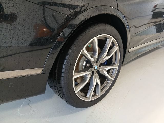 2022 BMW X7 M50i