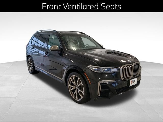 2022 BMW X7 M50i
