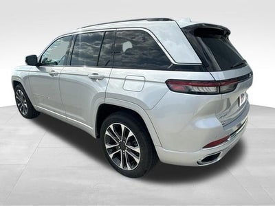 2022 Jeep Grand Cherokee Overland