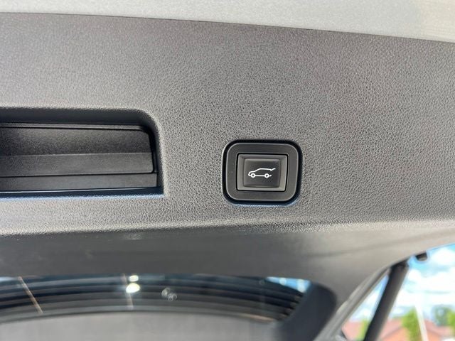 2024 Chevrolet Traverse LS w/1FL